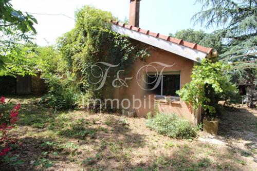 Old shed to be converted with adjoining land and outbuildings