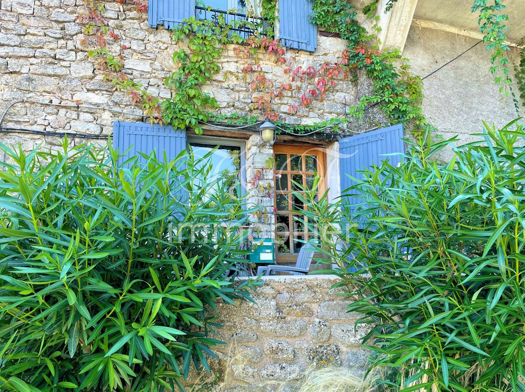 Charmantes Haus mit kleiner Terrasse