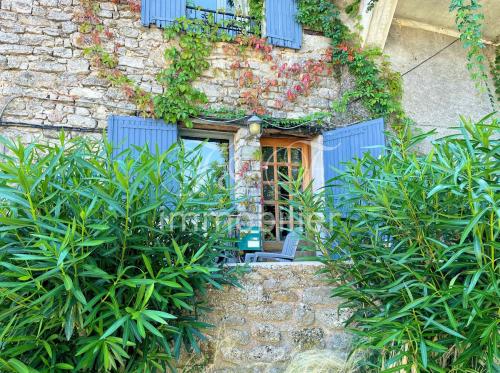 Maison de charme avec petite terrasse